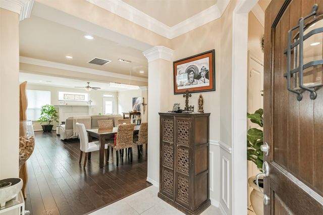 5228 Darling Street B, Houston, TX 77007