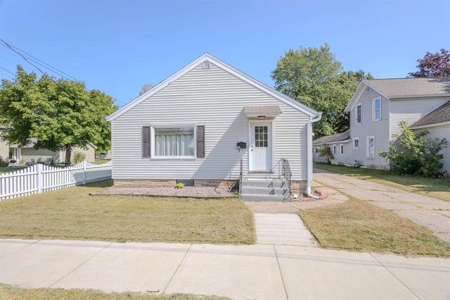 920 N 11TH STREET, Wisconsin Rapids, WI 54494