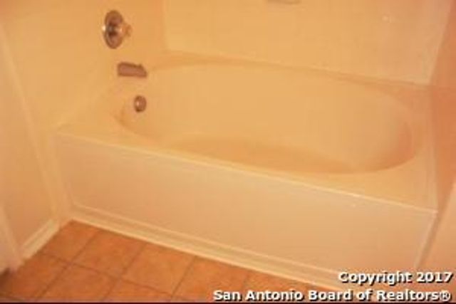 1222 HUNTERS PLANE, San Antonio, TX 78245