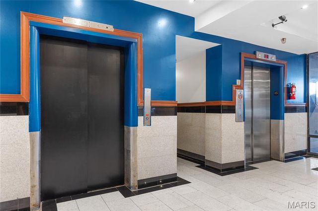 3450 Russell Boulevard, St Louis, MO 63104