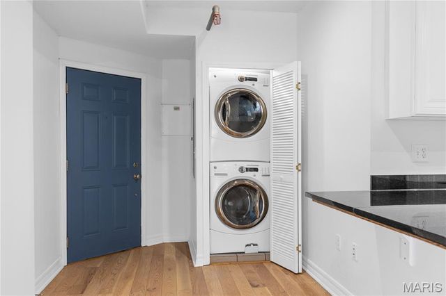 3450 Russell Boulevard, St Louis, MO 63104