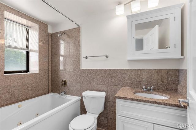 3450 Russell Boulevard, St Louis, MO 63104