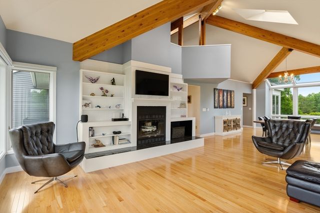 8 Schooner Ridge, Gloucester, MA 01930