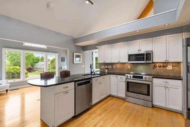 8 Schooner Ridge, Gloucester, MA 01930