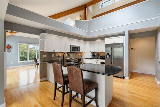 8 Schooner Ridge, Gloucester, MA 01930
