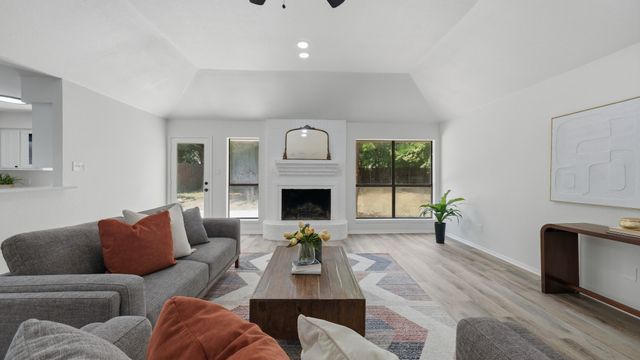 2612 Carten Street, Fort Worth, TX 76112