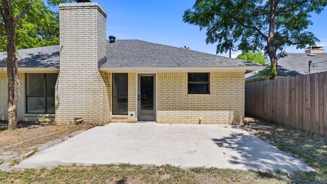 2612 Carten Street, Fort Worth, TX 76112