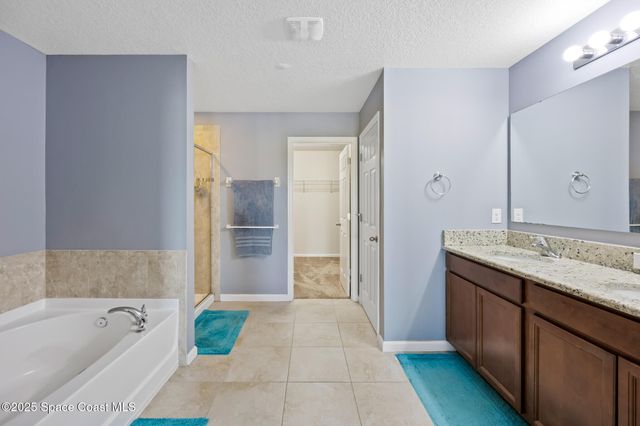 2347 Snapdragon Drive NW, Palm Bay, FL 32907