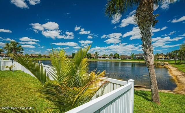 2347 Snapdragon Drive NW, Palm Bay, FL 32907