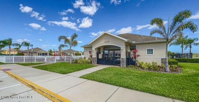 2347 Snapdragon Drive NW, Palm Bay, FL 32907