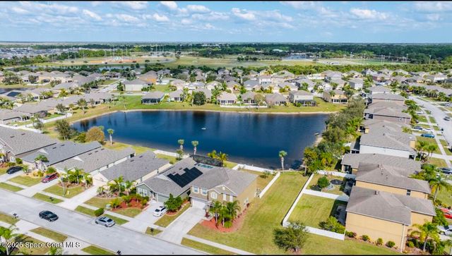2347 Snapdragon Drive NW, Palm Bay, FL 32907