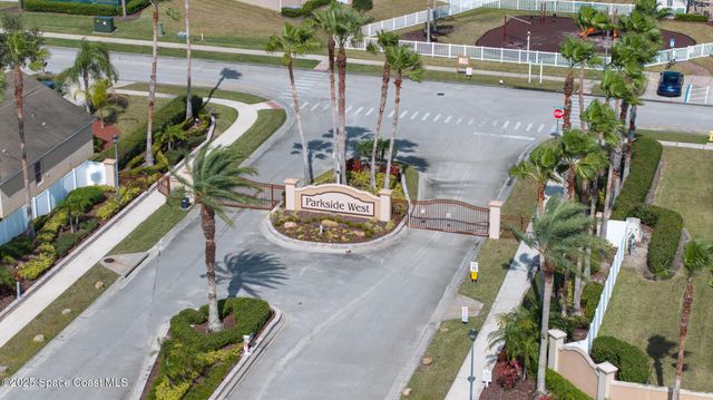 2347 Snapdragon Drive NW, Palm Bay, FL 32907