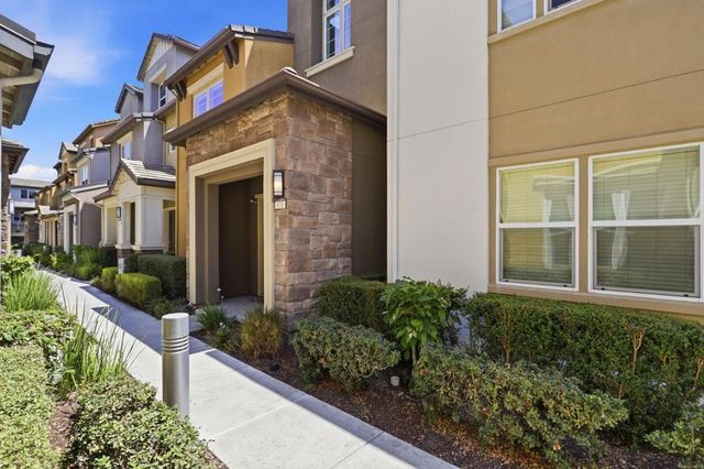 571 Odyssey Lane, Milpitas, CA 95035