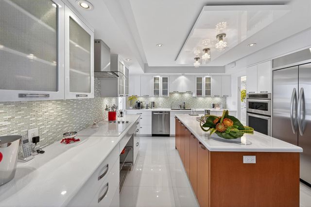 10155 Collins Avenue 1401, Bal Harbour, FL 33154
