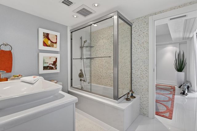 10155 Collins Avenue 1401, Bal Harbour, FL 33154