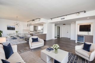 49 Briar Hollow Lane 1106, Houston, TX 77027