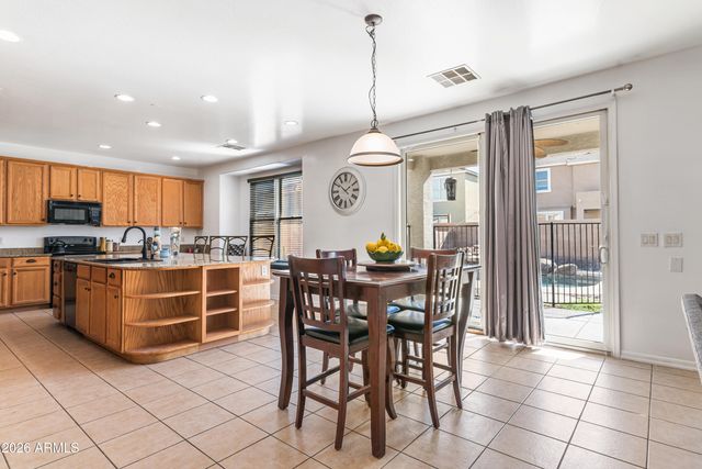 4027 W SAINT CHARLES Avenue, Phoenix, AZ 85041