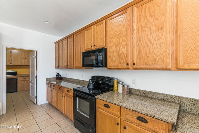 4027 W SAINT CHARLES Avenue, Phoenix, AZ 85041