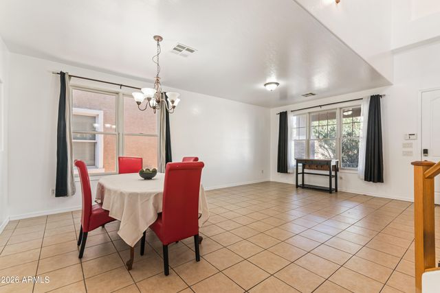 4027 W SAINT CHARLES Avenue, Phoenix, AZ 85041