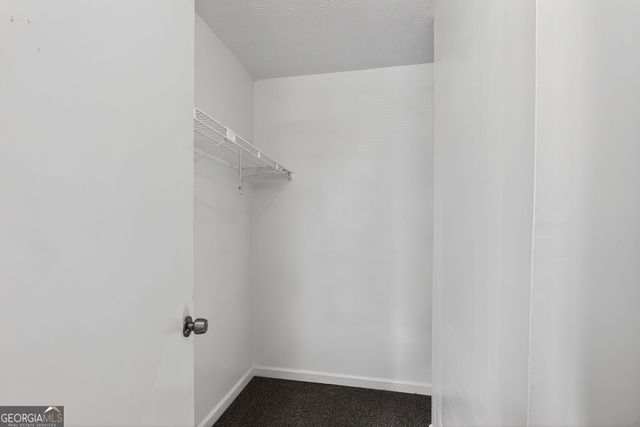 826 Greenhedge Way, Stone Mountain, GA 30088