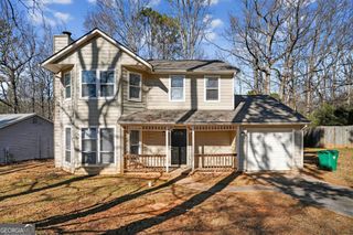 826 Greenhedge Way, Stone Mountain, GA 30088