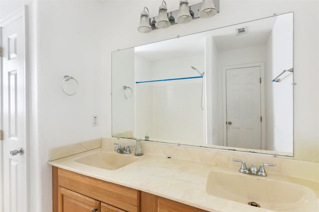 25727 Beaver Run Drive, Huffman, TX 77336