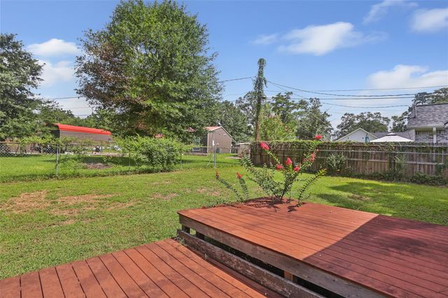 25727 Beaver Run Drive, Huffman, TX 77336