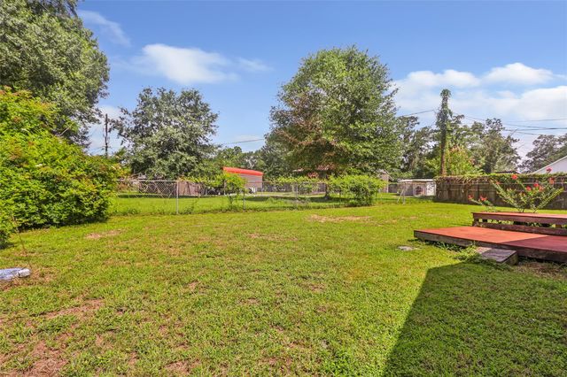 25727 Beaver Run Drive, Huffman, TX 77336
