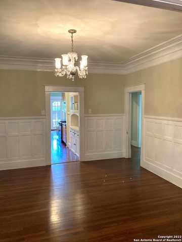 639 W WOODLAWN AVE, San Antonio, TX 78212