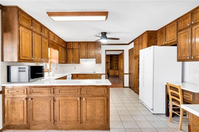 560 Park Lane SE, Marietta, GA 30067