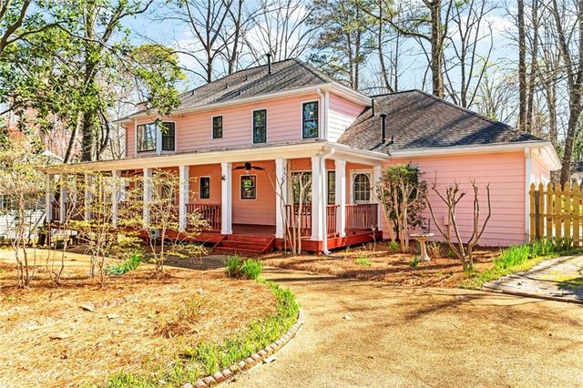 560 Park Lane SE, Marietta, GA 30067