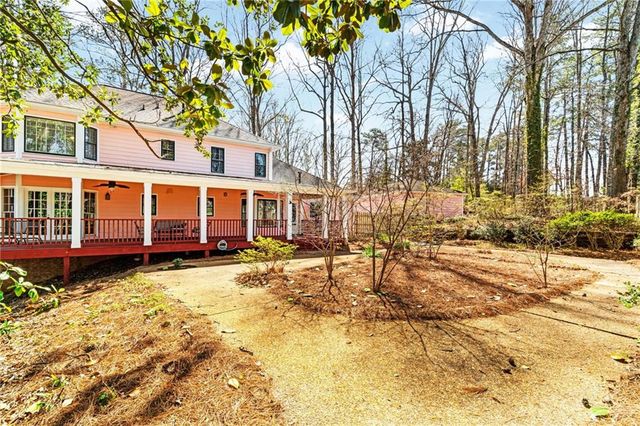 560 Park Lane SE, Marietta, GA 30067