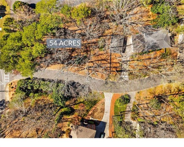 560 Park Lane SE, Marietta, GA 30067