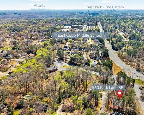 560 Park Lane SE, Marietta, GA 30067