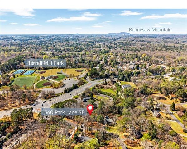 560 Park Lane SE, Marietta, GA 30067