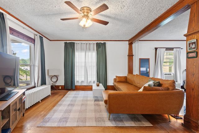 607 Harwood Street, Jackson, MI 49203