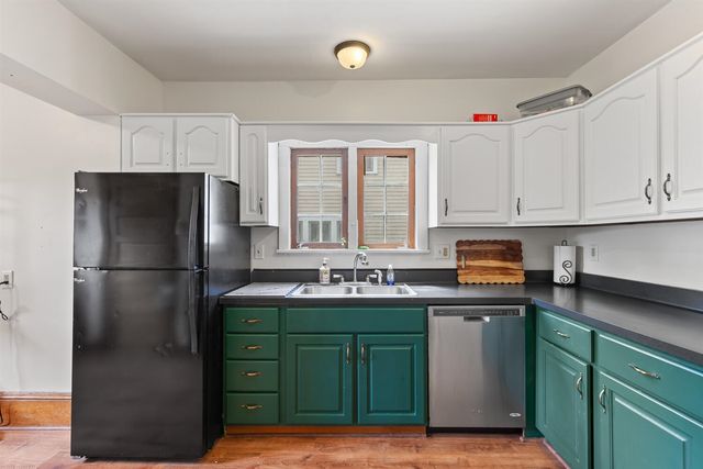 607 Harwood Street, Jackson, MI 49203