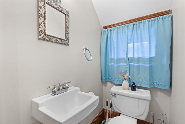 607 Harwood Street, Jackson, MI 49203