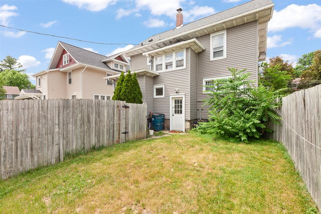 607 Harwood Street, Jackson, MI 49203
