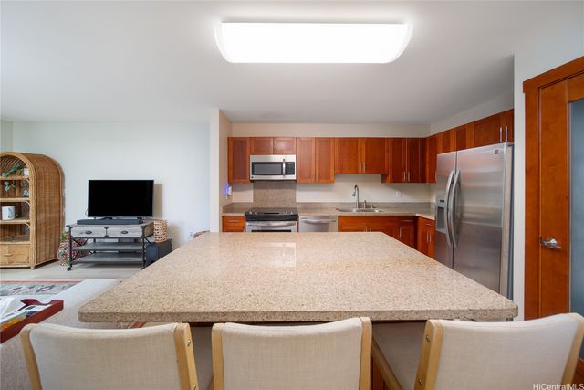 95-60 Waikalani Drive C304, Mililani, HI 96789