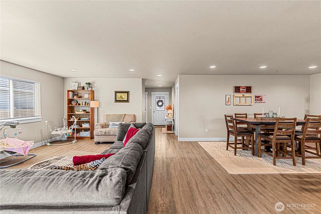 183 Emma Drive, Wenatchee, WA 98801