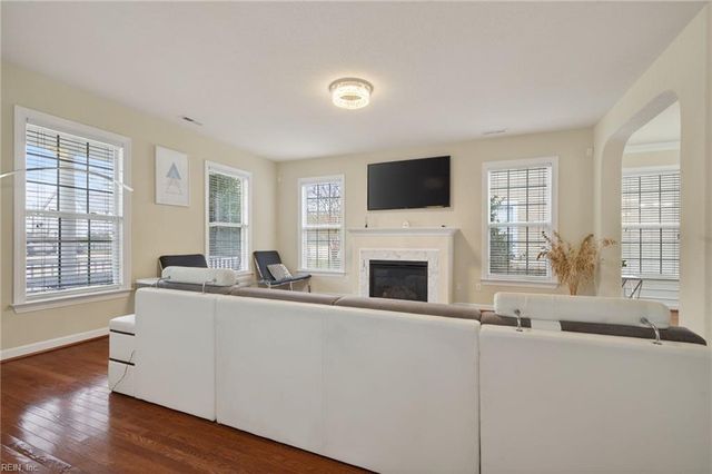 1301 E Ocean View AVE, Norfolk, VA 23503