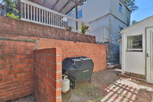 207 Peek, Jackson, CA 95642