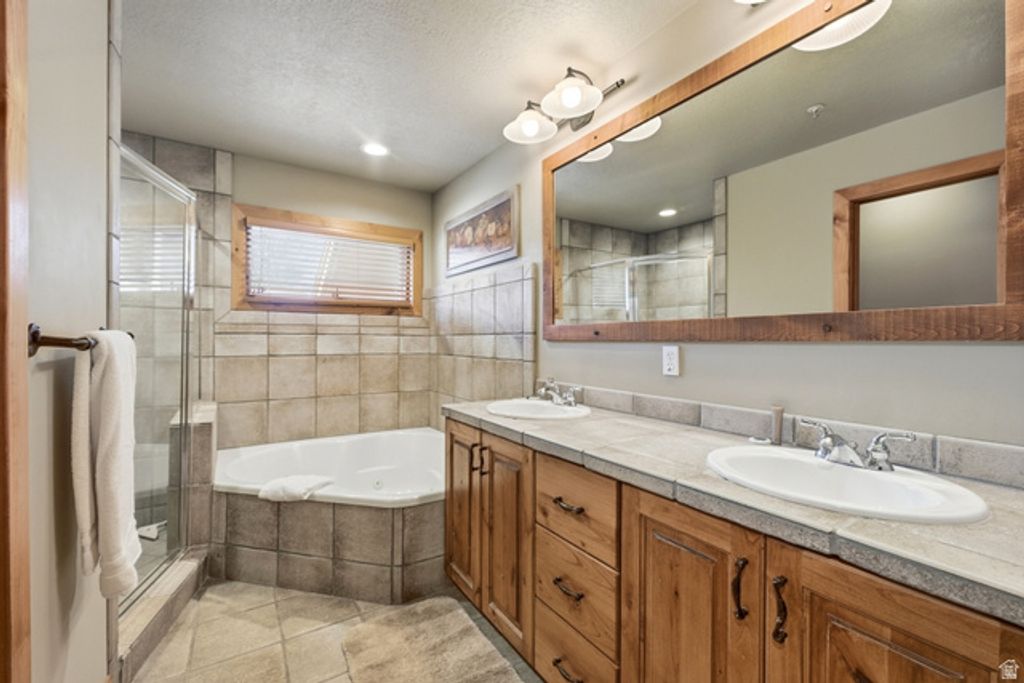Image 13 of property listing at 2146 FENCHURCH DR #28, Park City, UT 84060
