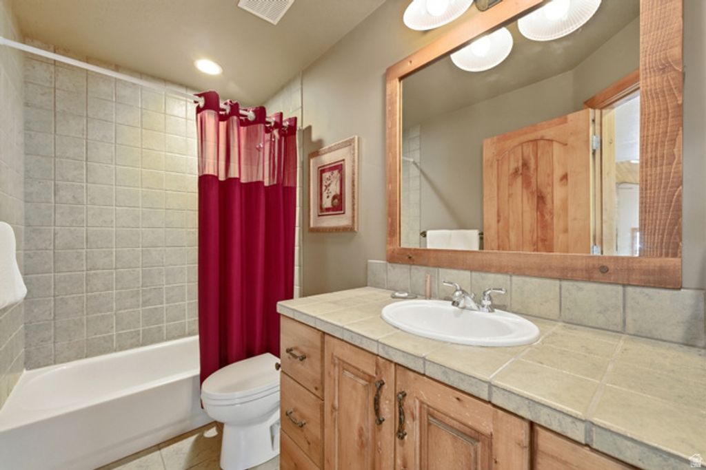 Image 16 of property listing at 2146 FENCHURCH DR #28, Park City, UT 84060