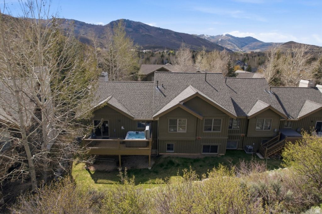 Image 24 of property listing at 2146 FENCHURCH DR #28, Park City, UT 84060