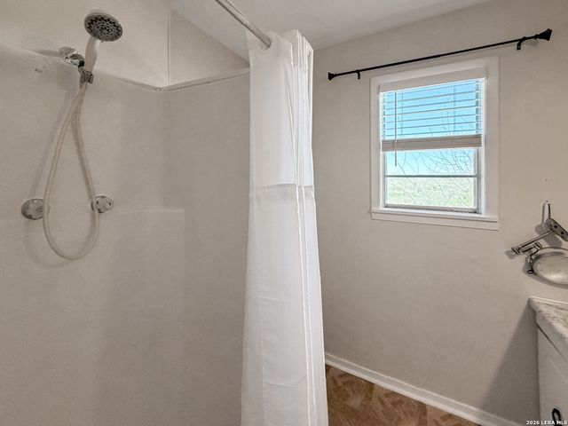 231 Vip, Canyon Lake, TX 78133