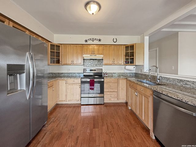 231 Vip, Canyon Lake, TX 78133