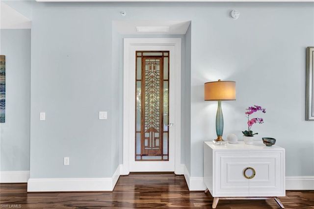 1035 3rd AVE S 201, Naples, FL 34102