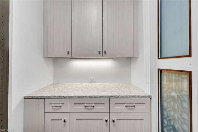 1035 3rd AVE S 201, Naples, FL 34102